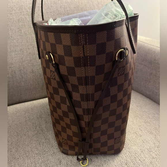 LOUIS VUITTON NEVERFULL MM DAMIER with Cherry Red Lining **rarely used** - Picture 4 of 13